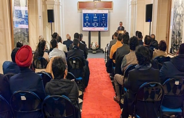 Chalo India Campaign launched : bringing the message of Prime Minister to the Indian diaspora members in France to become Ambassadors of #incredible_India