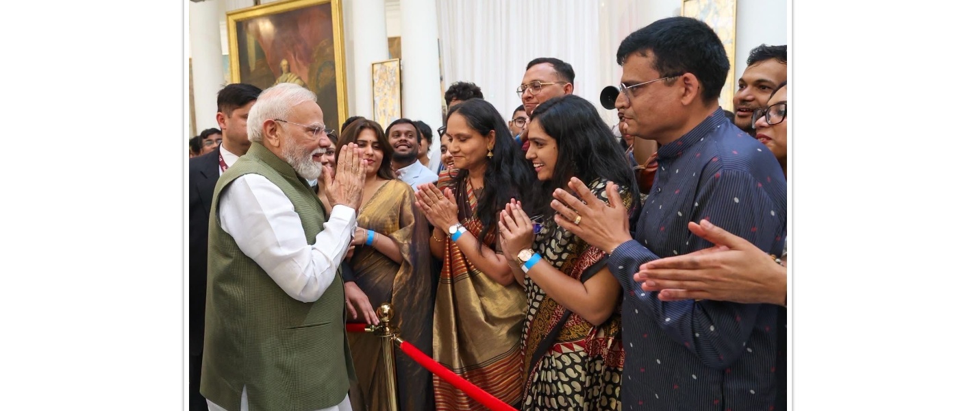 PM Modi received a heartwarming welcome from the Indian community in France upon his arrival in Nice