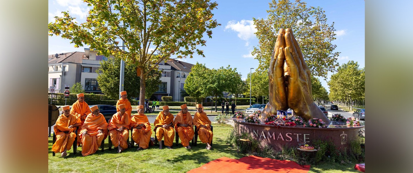 “Namaste Circle” inaugurated in Bussy-Saint-Georges, Paris, ahead of the BAPS Swaminarayan Mandir Opening
