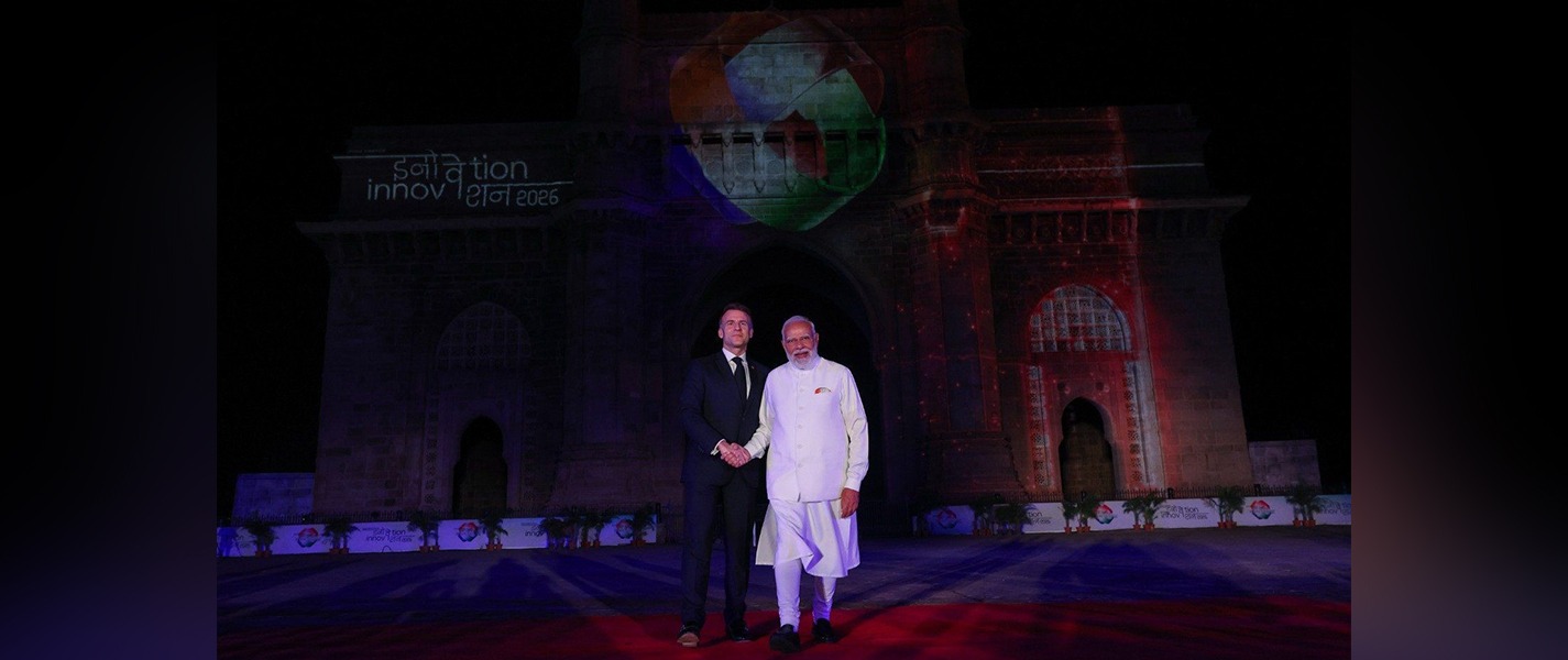PM Narendra Modi and French President Emmanuel Macron witnessed the cultural and artistic dimension of India-France Year of Innovation at the Gateway of India