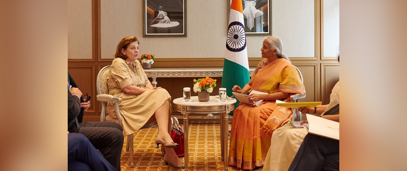 Union Minister for Finance & Corporate Affairs Smt. Nirmala Sitharaman met Ms. Valérie Baudson, Chief Executive Officer of Amundi in Paris.