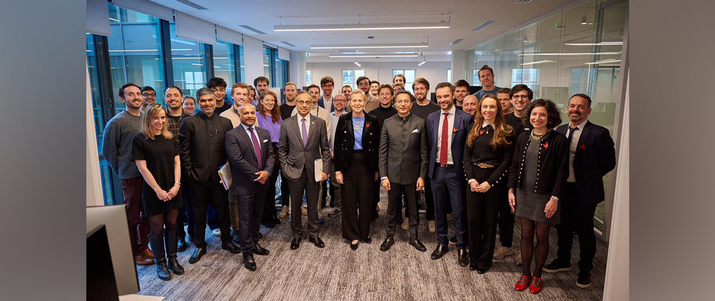 MoS MEITY Shri Jitin Prasada visited the H Company along with French Minister Delegate for AI & Digital Affairs, Ms. Anne Le Hénanff