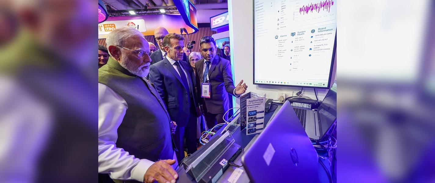 PM Narendra Modi  and President Emmanuel Macron jointly walked through the exhibition area at VivaTech 2026.