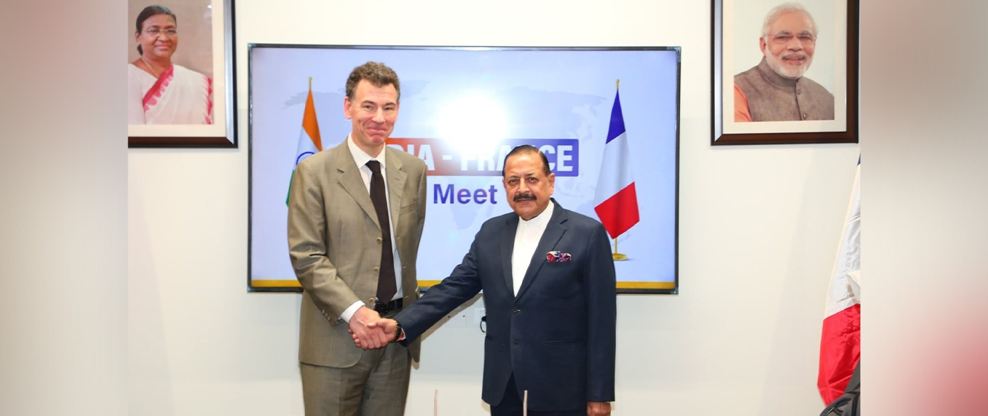 French Minister for Higher Education, Research and Space, Prof. Philippe Baptiste met MoS(IC) for Science & Technology, Space, Atomic Energy and Earth Sciences, Dr. Jitendra Singh, during his visit to India.