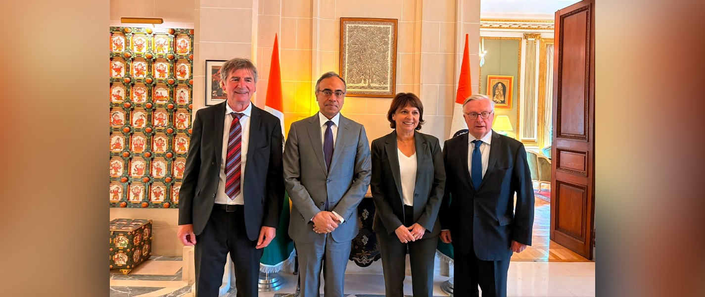 Ambassador Sanjeev Singla met with the Senators of the India-France Friendship Group (President Mme Mireille Jouve, Senator Louis-Jean de Nicolay and Senator Jean-Marie Mizzon) following their fruitful visit to India.