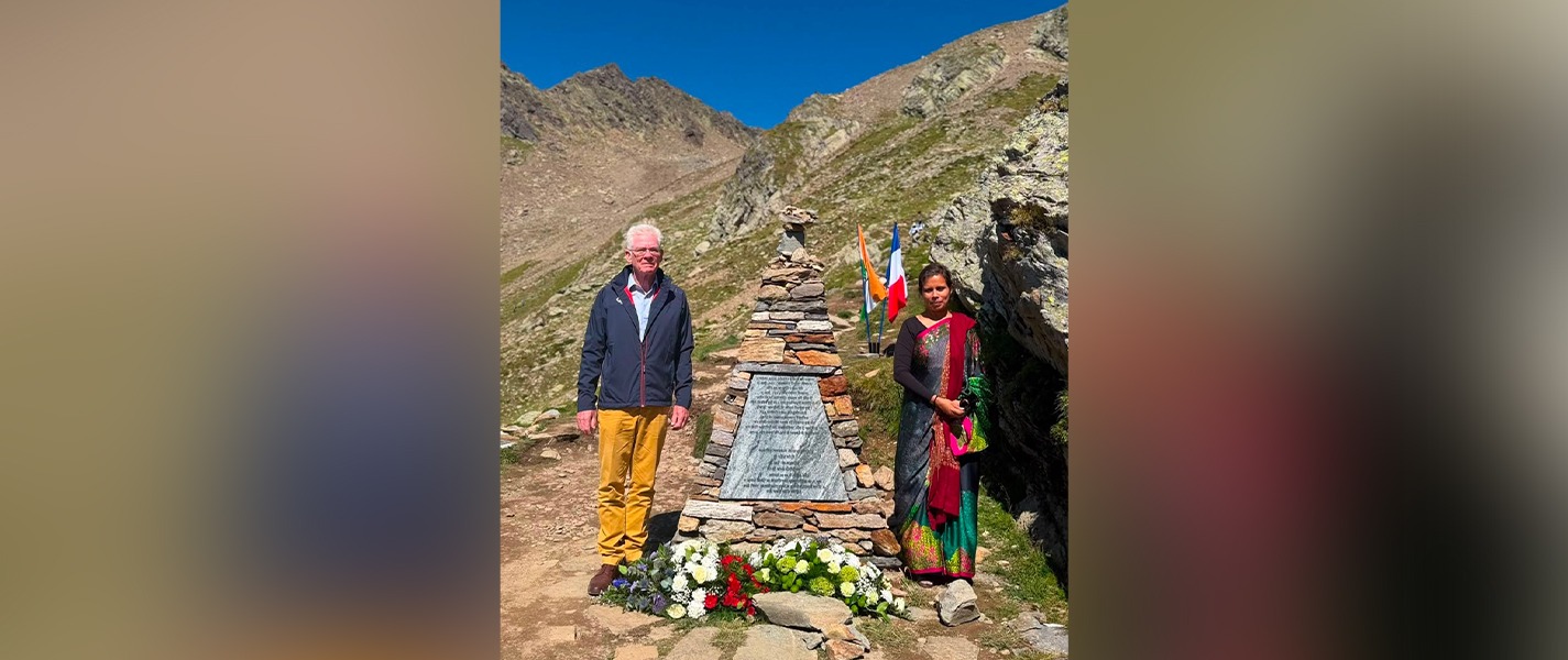 DCM Ms. Eenam Gambhir paid solemn homage at the memorial for the victims of the 1950 and 1966 Air India crashes at Nid d’Aigle, Mont Blanc, France.