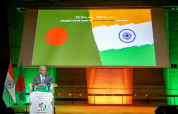 Celebrating 50 years of Friendship between India & Bangladesh: India in France (Embassy of India, Paris) & Bangladesh in France jointly commemorated #MaitriDiwas ;Model neighbours; Ties forged in shared struggle, common values & heritage & partnership for security & prosperity in the new age.