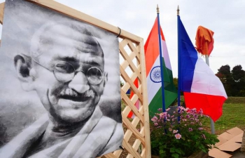 Rue Mahatma Gandhi in Grigny  near Paris was unveiled during this Gandhi Jayanti Celebration